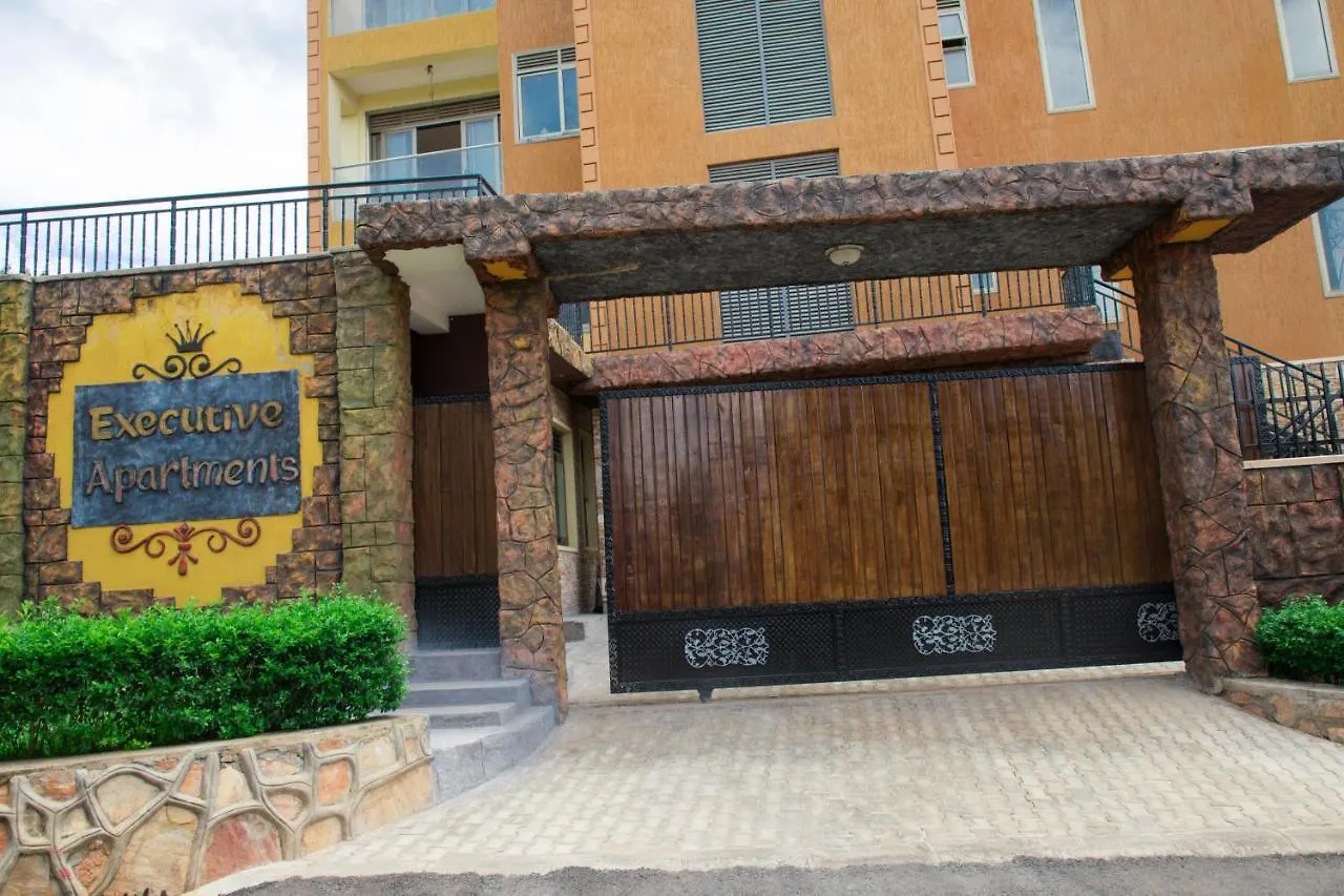 Executive Apartments Καμπάλα